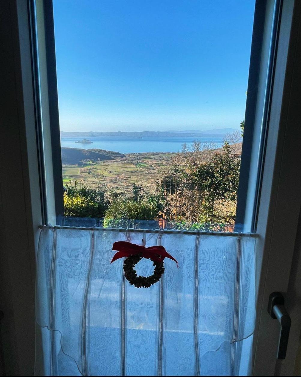 Un Giardino Sul Lago Montefiascone Luaran gambar